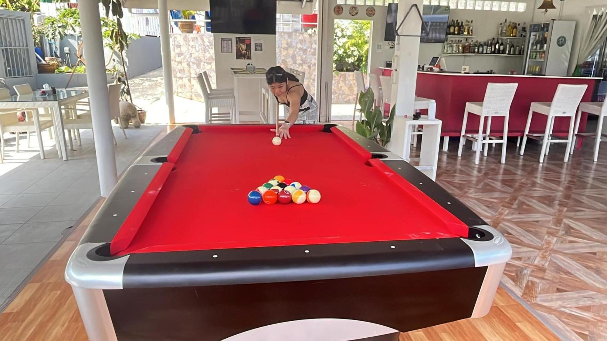Elephant Sports Bar And Accommodation Phuket Esterno foto